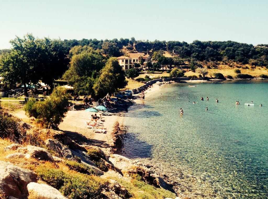Hotel Petalidi Skala Mistegnon Exteriér fotografie